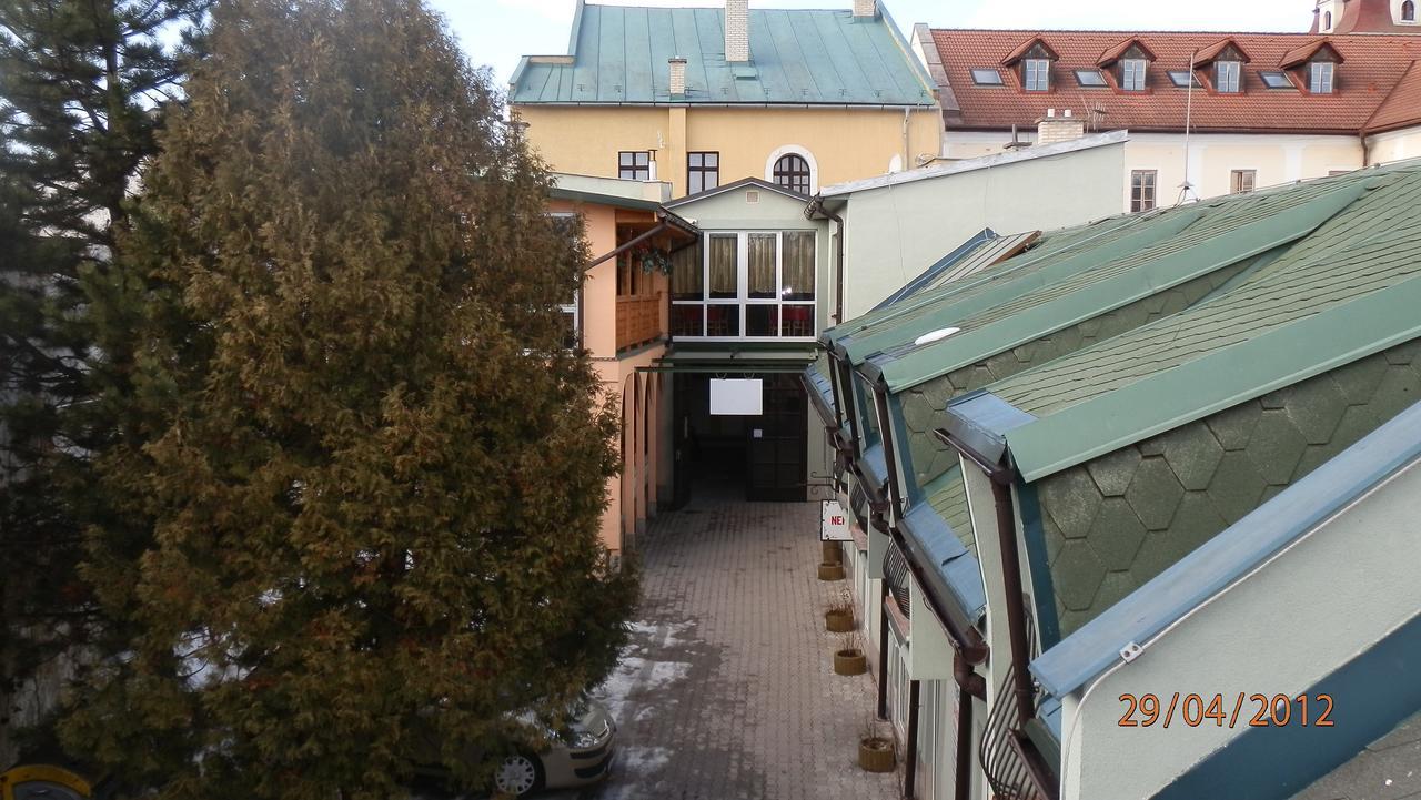 Turistická ubytovňa pri Slovenskej reštaurácii Brezno Exterior foto
