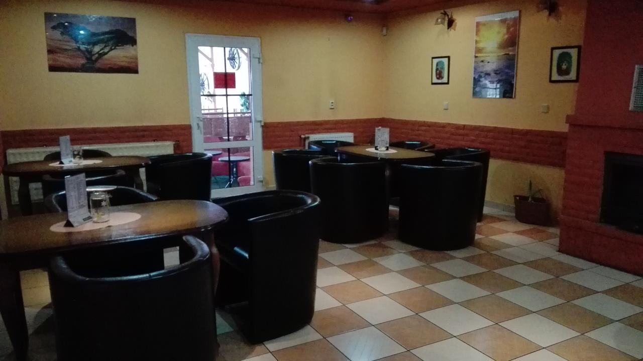 Turistická ubytovňa pri Slovenskej reštaurácii Brezno Exterior foto