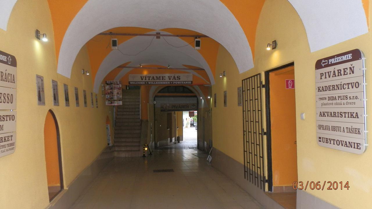 Turistická ubytovňa pri Slovenskej reštaurácii Brezno Exterior foto
