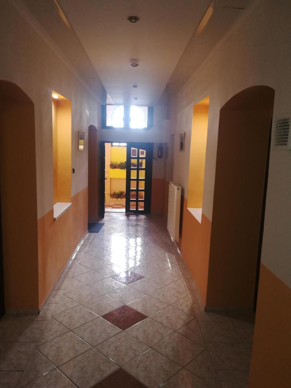 Turistická ubytovňa pri Slovenskej reštaurácii Brezno Exterior foto